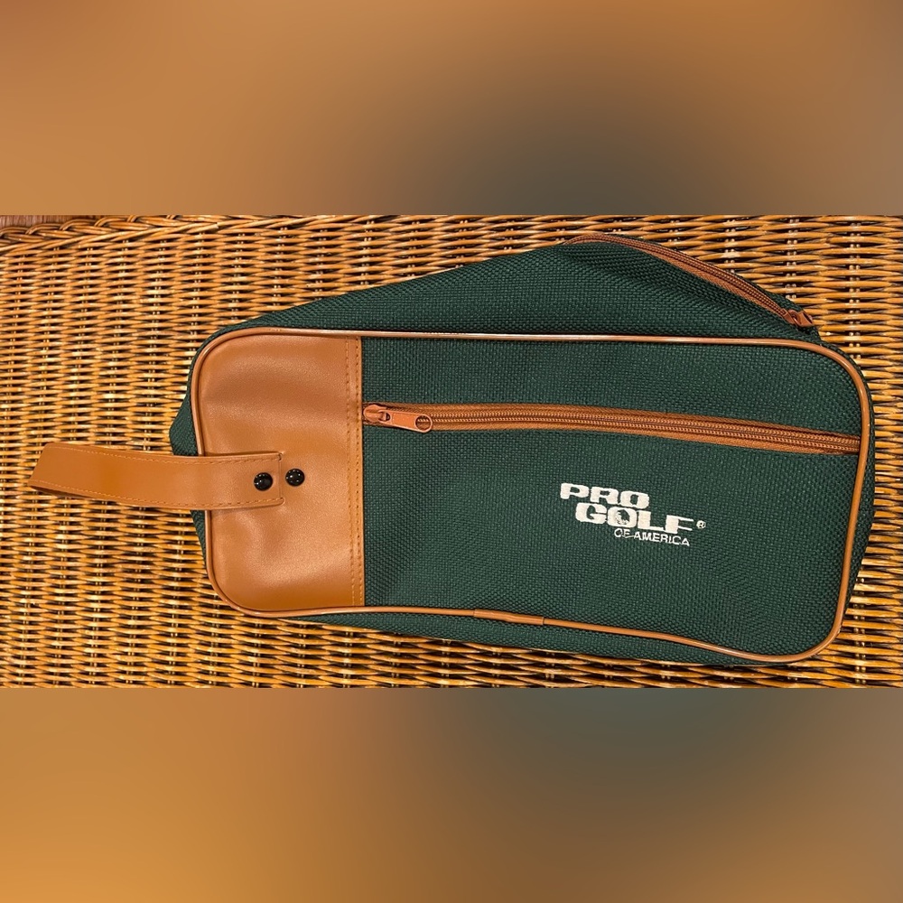 ⭐️3/$15⭐️Green and Tan Men's golf Bag